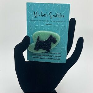 Modern Sparkles Resin Scottie Dog Brooch Glitter Green